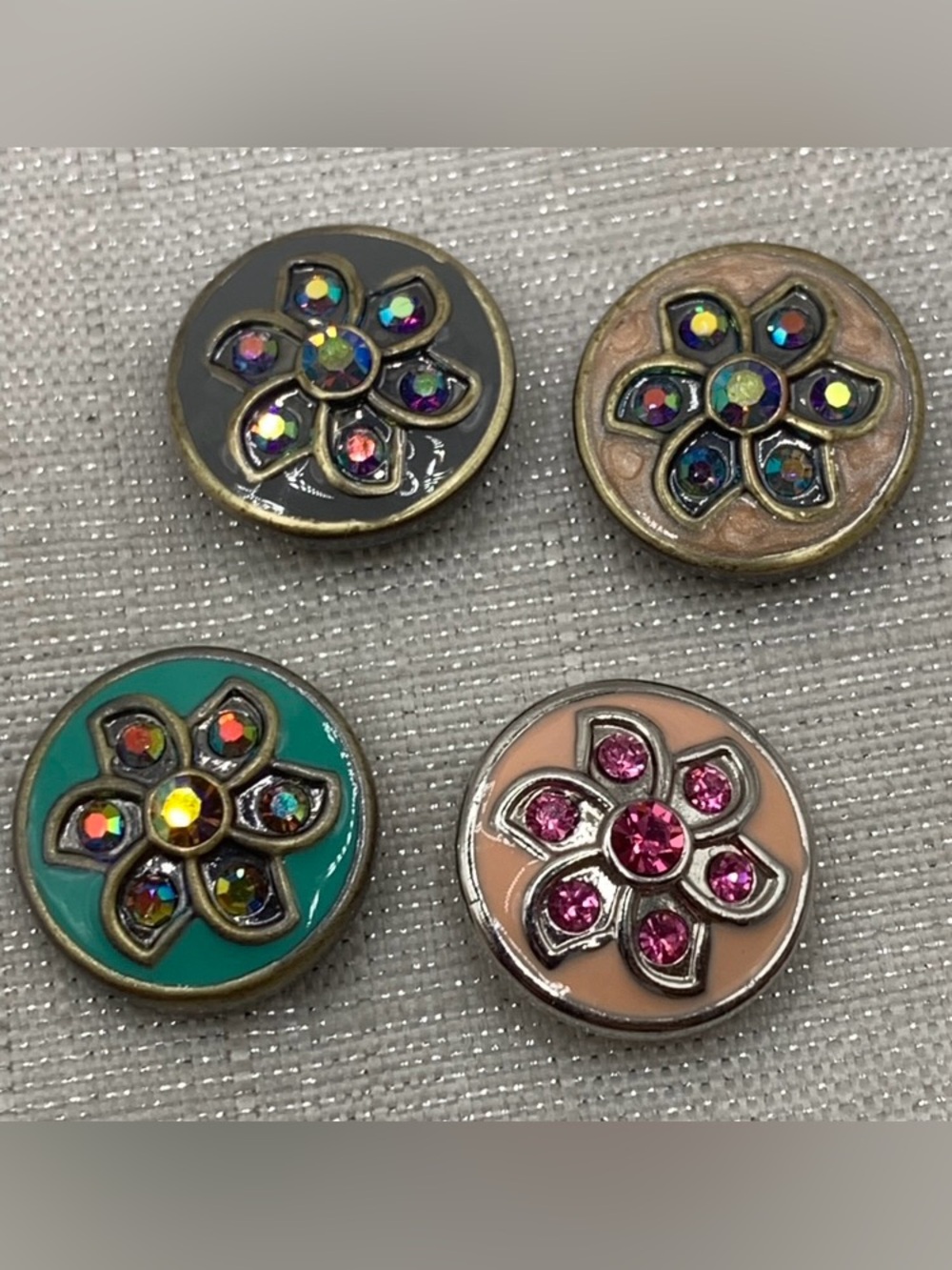 FLOWERS - BRONZE & SILVER - Ginger Snaps & Co. Snap Button Charms Set of 4